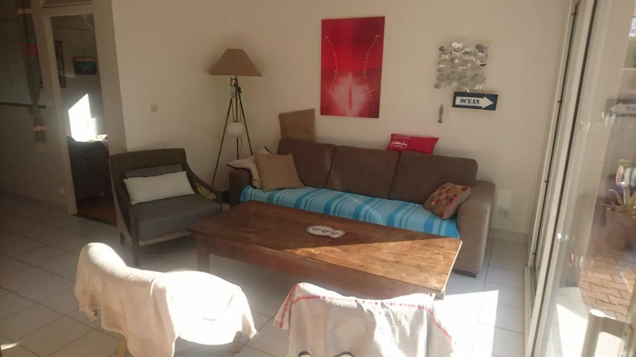Holiday home Le Repaire Villa Saint-Coulomb France